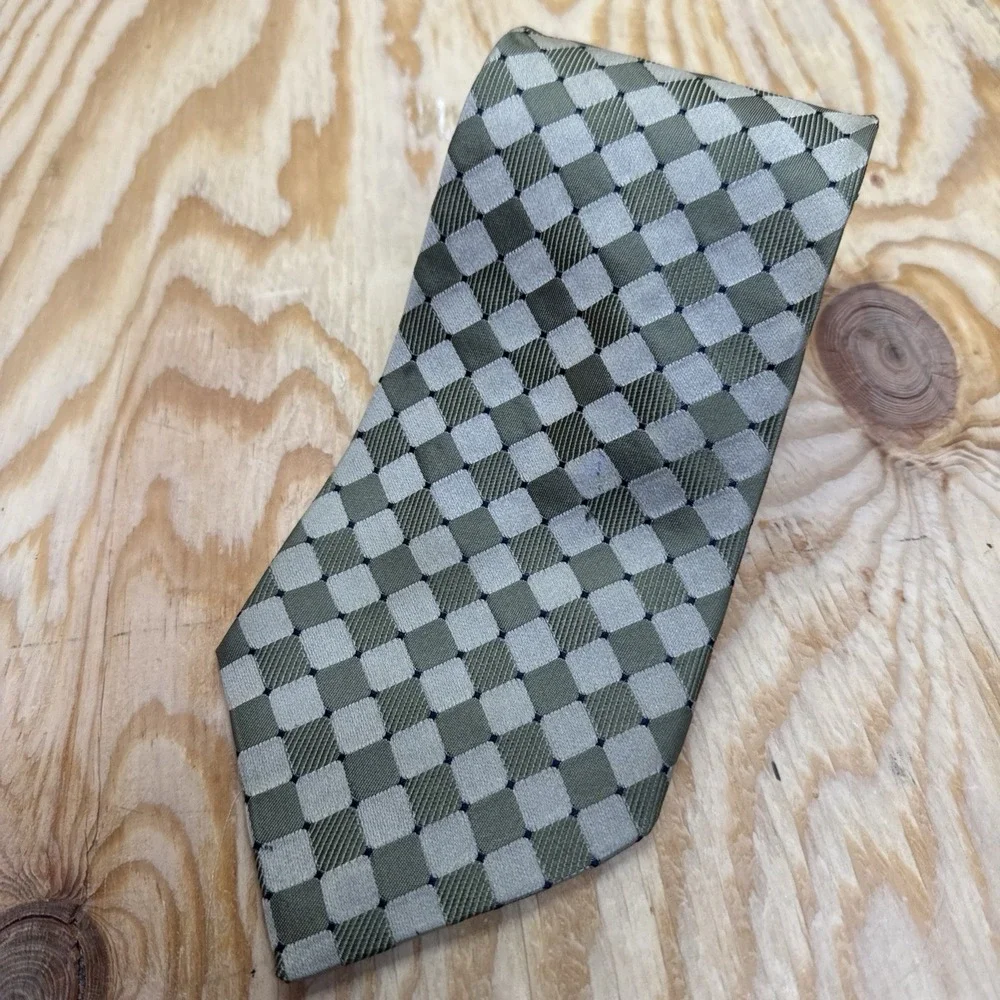 Ermenegildo Zegna Green Silk Diamond Tie Italian‎ Luxury Business Classic